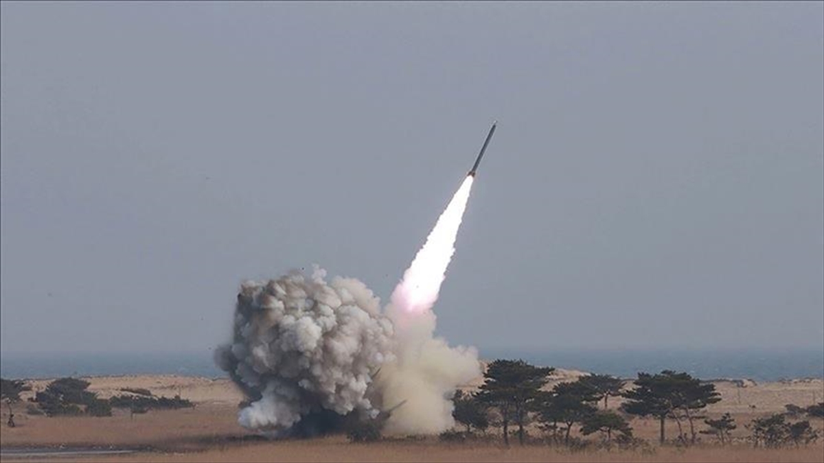 Japonya, yeni insansız kargo uzay aracını fırlattı Japonya, yeni insansız kargo uzay aracını fırlattı
