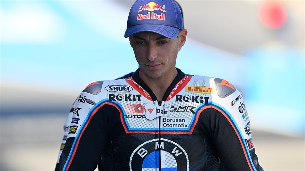 Toprak Razgatlıoğlu, Superpole’de rakibinin çarpması sonucu yarışı tamamlayamadı Toprak Razgatlıoğlu, Superpole’de rakibinin çarpması sonucu yarışı tamamlayamadı