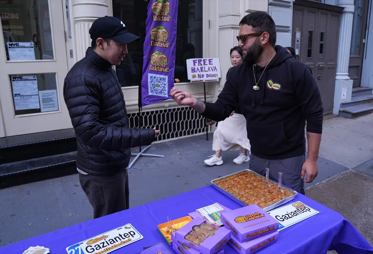 Baklavaya hayran kalan Amerikalı Türkiye’den getirtip New York’ta satmaya başladı