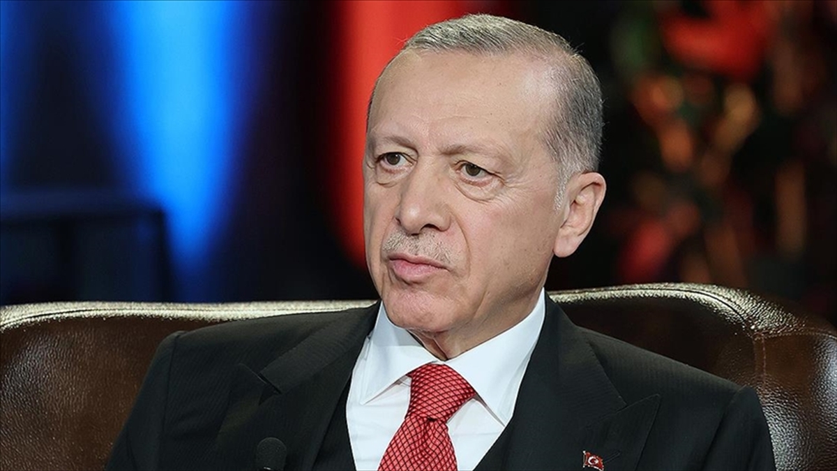 Cumhurbaşkanı Erdoğan: Gazze’deki kardeşlerimize insani yardımları ulaştırmanın gayretindeyiz