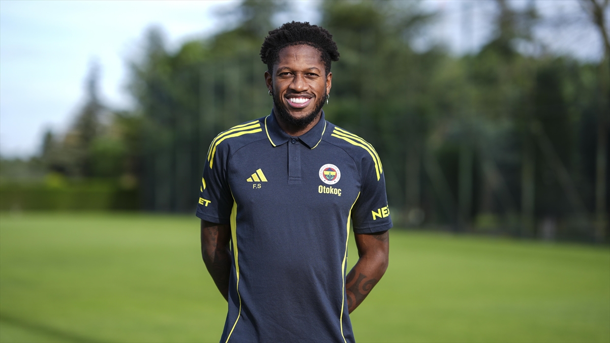 Fenerbahçe’nin Brezilyalı oyuncusu Fred, derbide dalya demeye hazırlanıyor