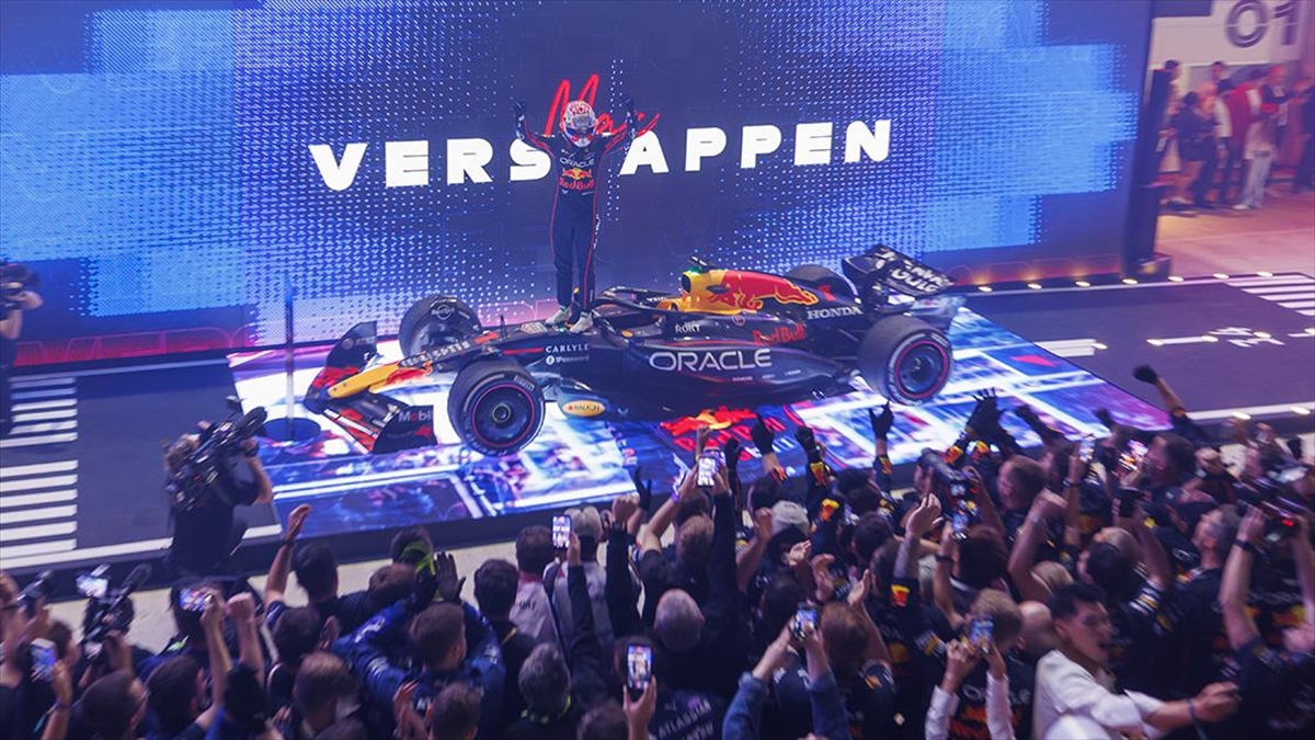 Formula 1’de Katar Grand Prix’sini Max Verstappen kazandı