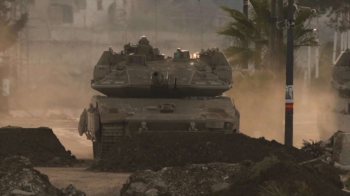 İsrail ordusu, Suriye’nin Kuneytra ili kırsalında bir köye baskın düzenledi