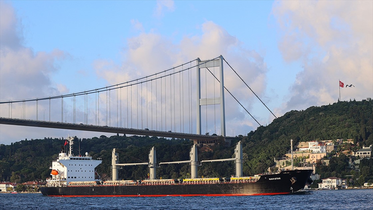 İstanbul Boğazı’ndan 9 ayda 29 bin 710 gemi geçti İstanbul Boğazı’ndan 9 ayda 29 bin 710 gemi geçti