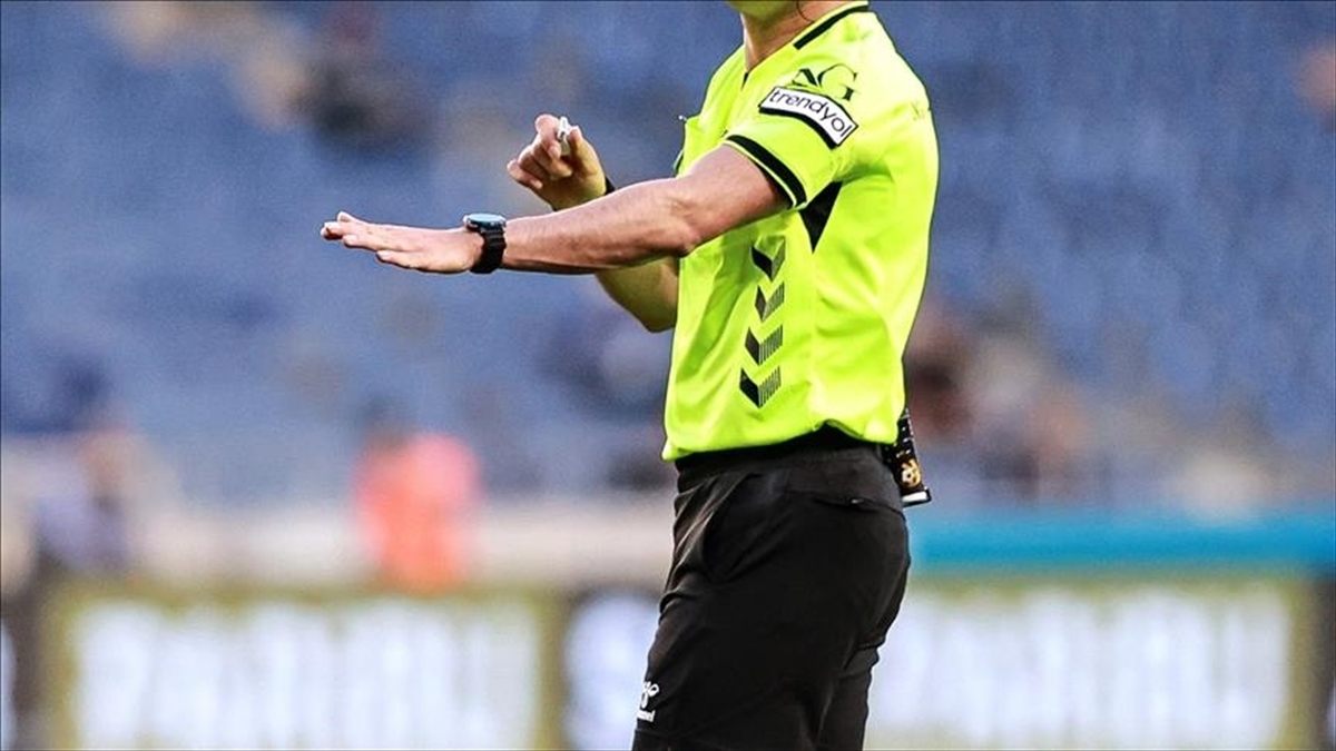 Süper Lig’de 13. hafta maçlarını yönetecek hakemler açıklandı