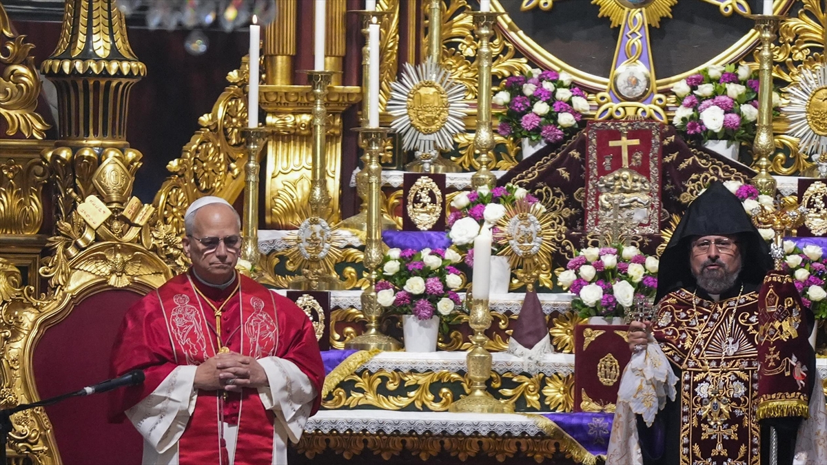 Vatikan Devlet Başkanı Papa 14. Leo, Kumkapı Meryem Ana Patriklik Kilisesi’ni ziyaret etti