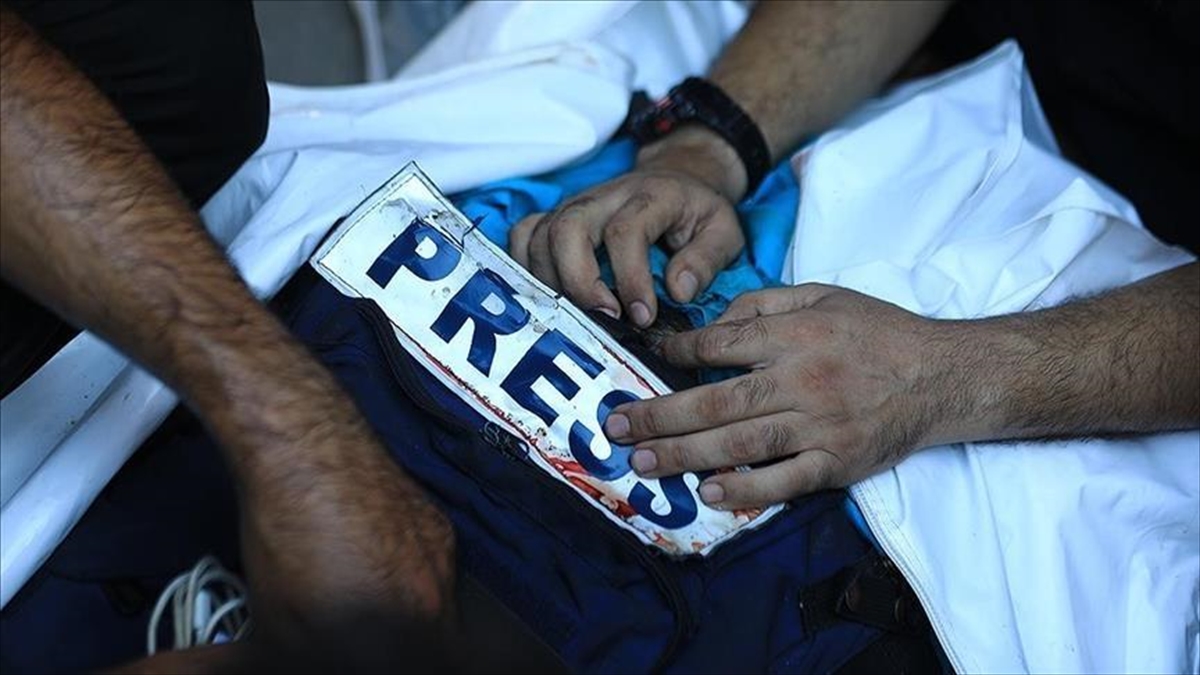 ABD’li Senatör Sanders’tan, İsrail’in öldürdüğü gazeteciler için soruşturma çağrısı ABD’li Senatör Sanders’tan, İsrail’in öldürdüğü gazeteciler için soruşturma çağrısı