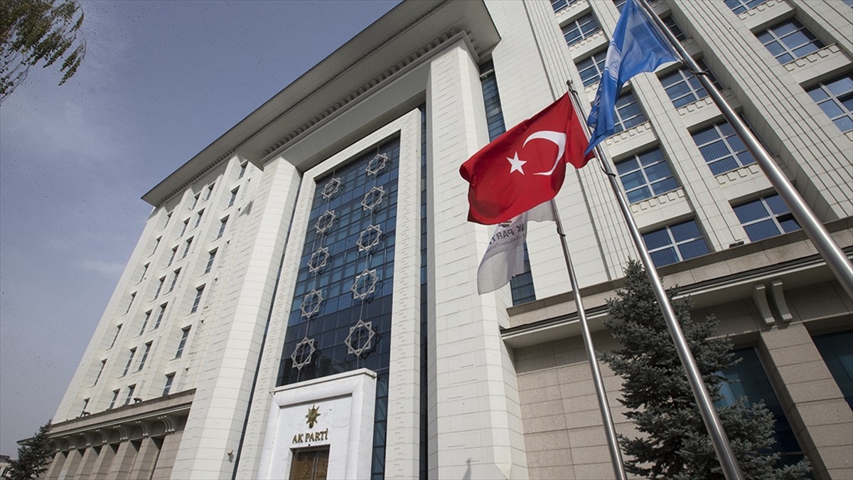 AK Parti’den teşkilatlara “Terörsüz Türkiye” bülteni AK Parti’den teşkilatlara “Terörsüz Türkiye” bülteni