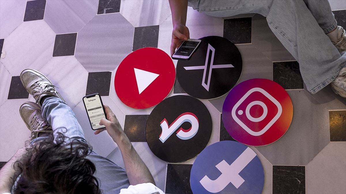 Avustralyalı gençler, yeni sosyal medya yasağını aşmanın yollarını buluyor Avustralyalı gençler, yeni sosyal medya yasağını aşmanın yollarını buluyor