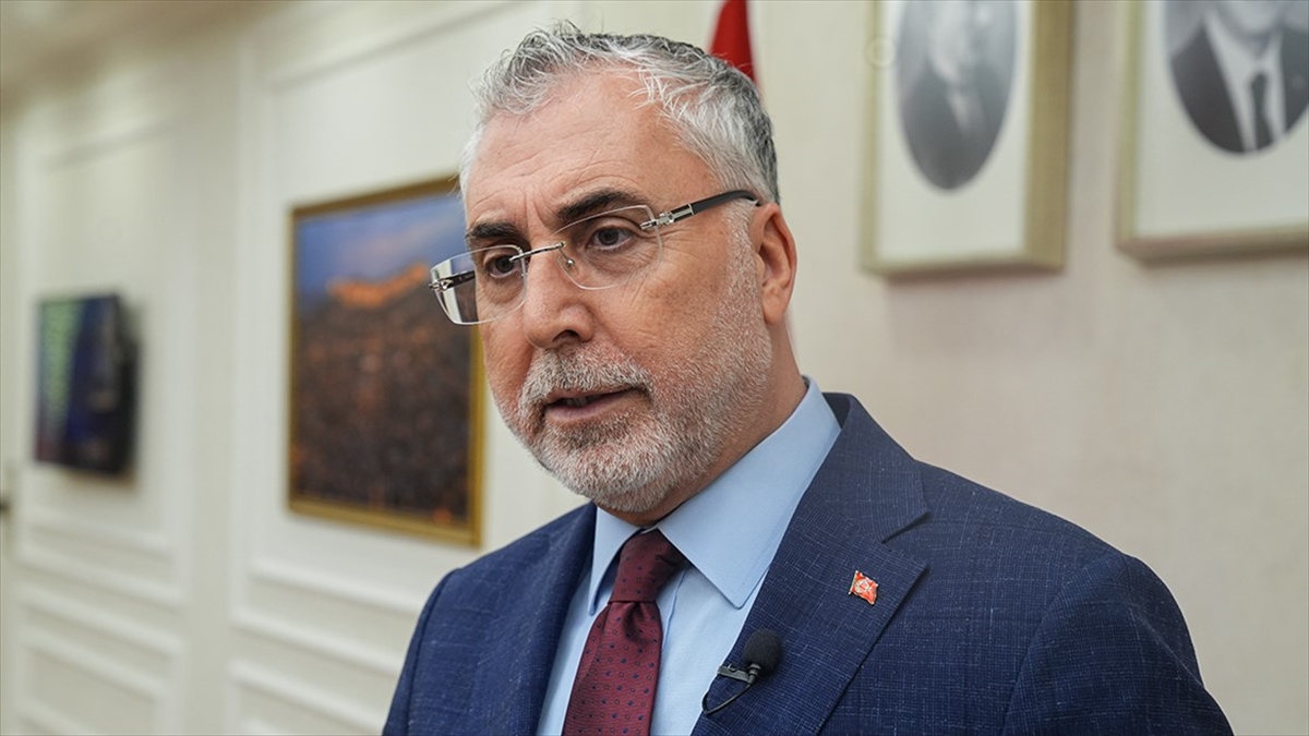 Bakan Işıkhan: Asgari Ücret Tespit Komisyonu için tüm taraflara resmi yazımızı yakın zamanda göndereceğiz