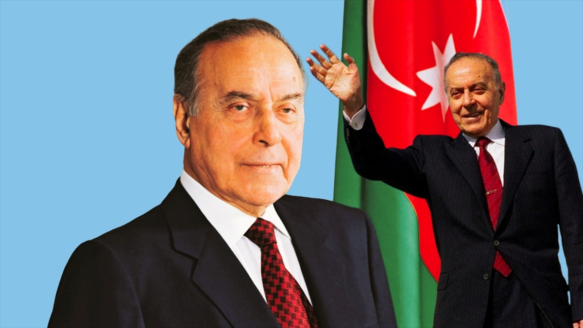 “Bir millet, iki devlet” sözüyle tarihe geçen lider: Haydar Aliyev “Bir millet, iki devlet” sözüyle tarihe geçen lider: Haydar Aliyev