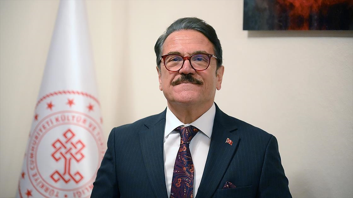 Güzel Sanatlar Genel Müdürlüğü yeni nesli Türk sanatıyla buluşturuyor