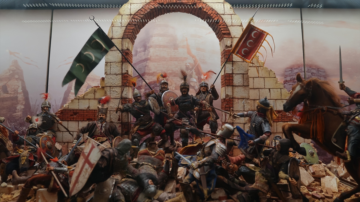 “Hisart Canlı Tarih Müzesi” Türkiye’nin askeri tarihine ışık tutuyor