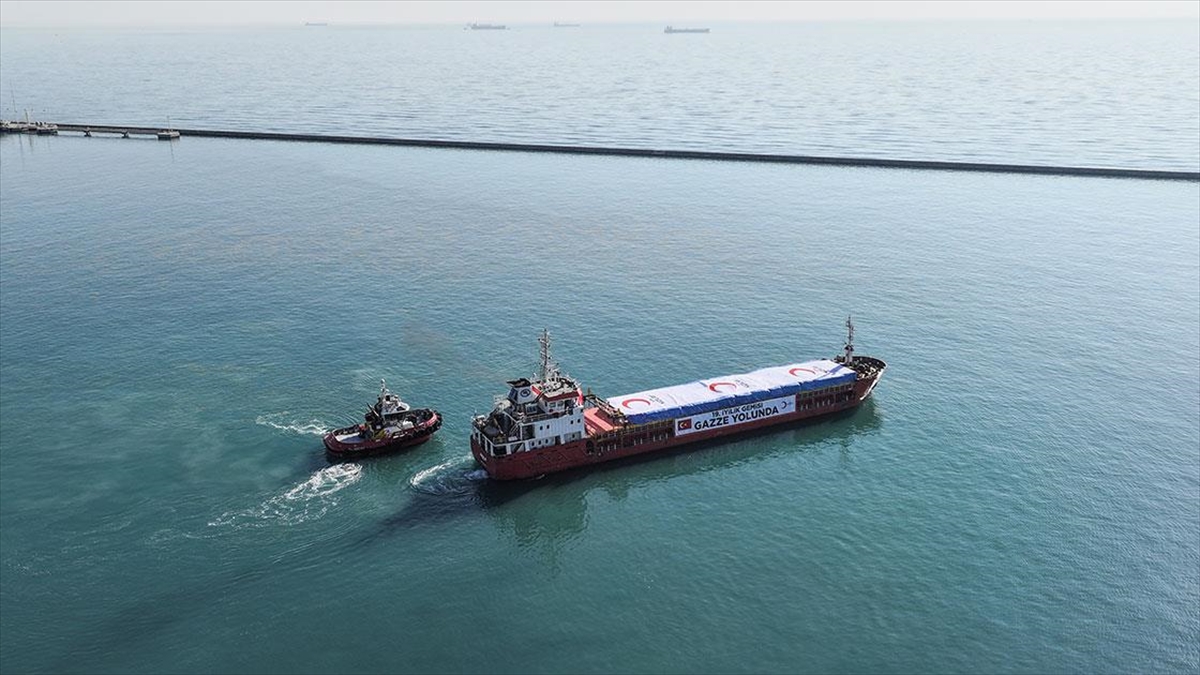 Kosova, Gazze’ye gönderdiği insani yardımın ulaştırılması konusunda Türkiye’ye teşekkür etti Kosova, Gazze’ye gönderdiği insani yardımın ulaştırılması konusunda Türkiye’ye teşekkür etti