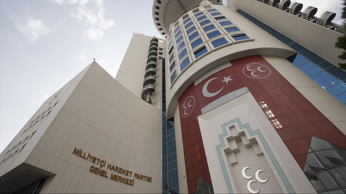 MHP, 16 yılda 780 kişiye Siyaset ve Liderlik Okulu’nda eğitim verdi