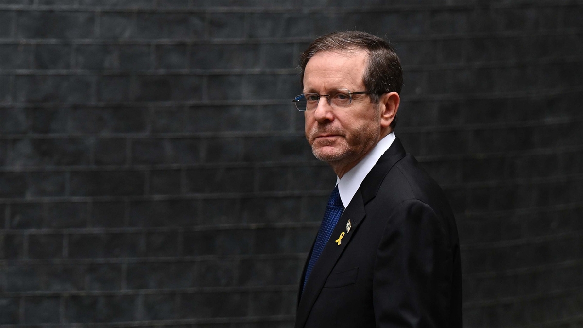 Netanyahu’nun af talebine ilişkin İsrail Cumhurbaşkanı Herzog’un önündeki 3 olası senaryo Netanyahu’nun af talebine ilişkin İsrail Cumhurbaşkanı Herzog’un önündeki 3 olası senaryo