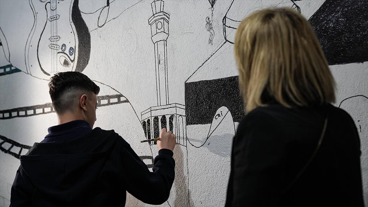 Okuldaki akran zorbalığı sanatsal, sportif ve kültürel etkinliklerle önlendi Okuldaki akran zorbalığı sanatsal, sportif ve kültürel etkinliklerle önlendi