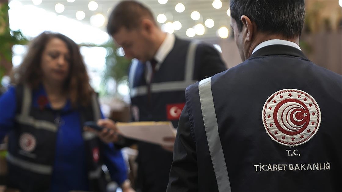 Ticaret Bakanlığından yiyecek ve içecek hizmeti sunan işletmelere denetim Ticaret Bakanlığından yiyecek ve içecek hizmeti sunan işletmelere denetim