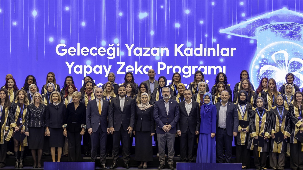 Turkcell’in “Geleceği Yazan Kadınlar Yapay Zeka” programında ödüller sahibini buldu