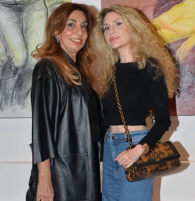 Leyla Mizrahi yatağında ölü bulundu… Leyla Mizrahi yatağında ölü bulundu…