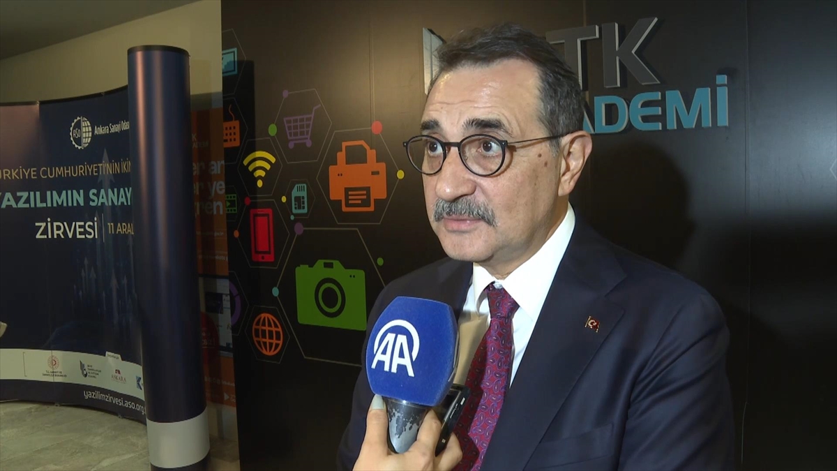 Yapay zekanın “dijital Türkiye” yolunda lokomotif güç olması bekleniyor Yapay zekanın “dijital Türkiye” yolunda lokomotif güç olması bekleniyor