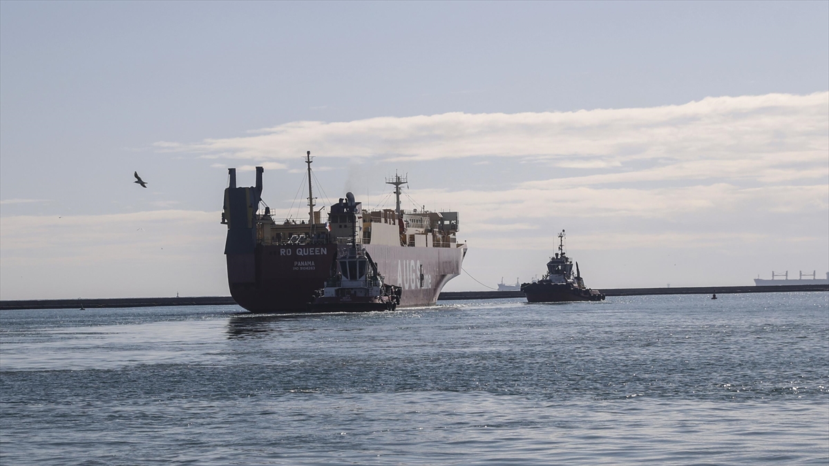 AFAD’ın 6. İyilik Gemisi Mersin Limanı’ndan Sudan’a uğurlandı
