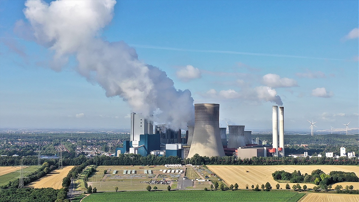 Almanya’da sanayi üretimi Kasım 2025’te yüzde 0,8 ile beklentinin üzerinde arttı