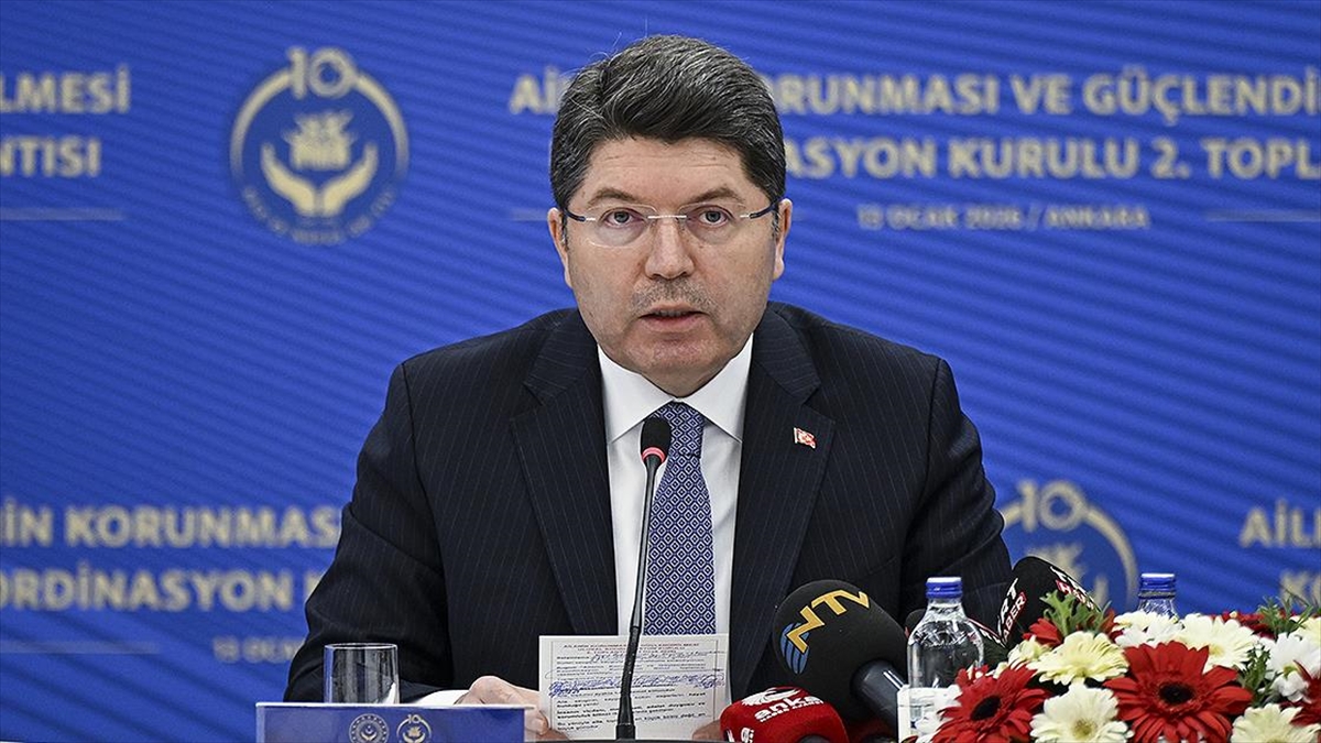 Bakan Tunç: Aile yapımızı hedef alan akımlara karşı gerekli tüm önleyici adımları atacağız