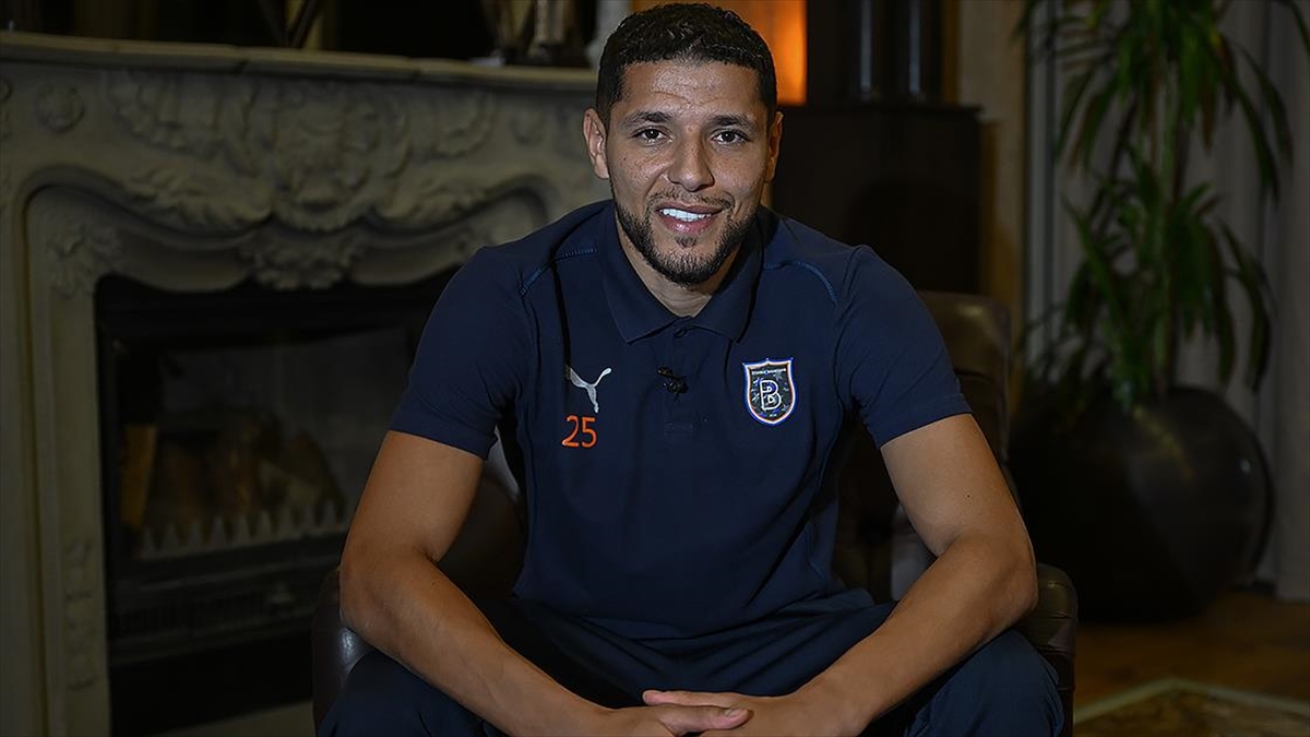 Başakşehir’in Faslı yıldızı Amine Harit’in takımıyla hedefleri büyük Başakşehir’in Faslı yıldızı Amine Harit’in takımıyla hedefleri büyük