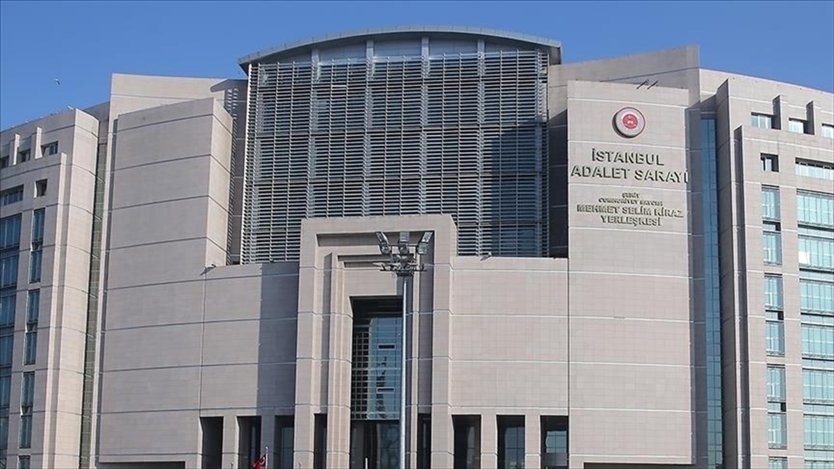 Borsa İstanbul’da manipülasyon yaptıkları iddia edilen 15 şüpheli tutuklandı