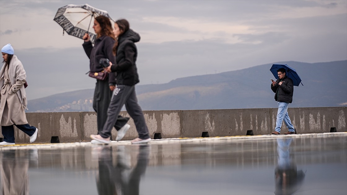 Bu hafta yurtta Orta Akdeniz üzerinden gelen ılık ve yağışlı hava etkili olacak Bu hafta yurtta Orta Akdeniz üzerinden gelen ılık ve yağışlı hava etkili olacak