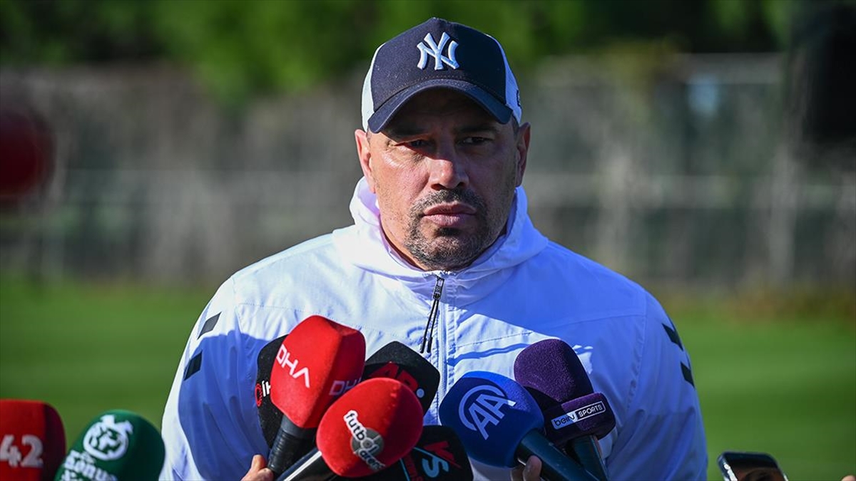 Çağdaş Atan, güçlü bir Konyaspor izletmek istiyor Çağdaş Atan, güçlü bir Konyaspor izletmek istiyor