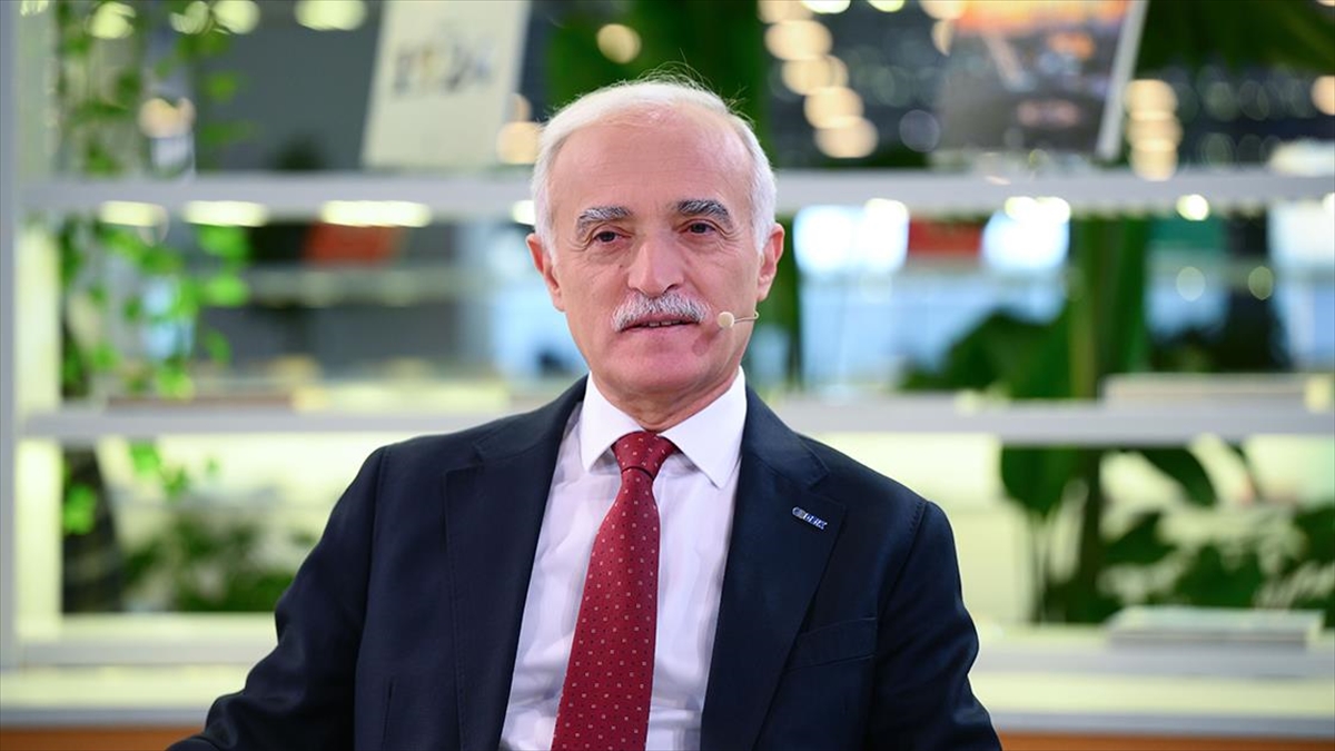 DEİK Başkanı Olpak: (2026 öngörüsü) 2025’e göre daha iyileşmiş, rahatlamaların olacağı bir yıl görüyoruz