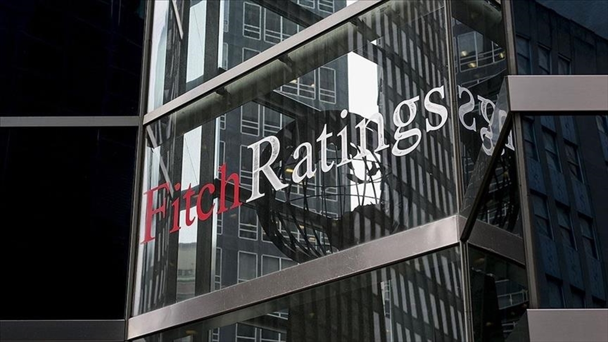 Fitch, bazı Türk bankalarının kredi notu görünümlerini yükseltti