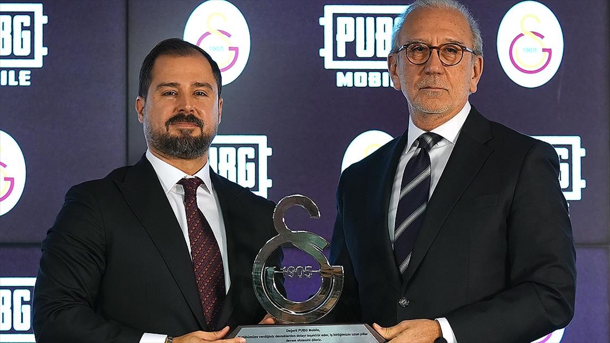 Galatasaray’da sponsorluk geliri hedefi 120 milyon avro Galatasaray’da sponsorluk geliri hedefi 120 milyon avro