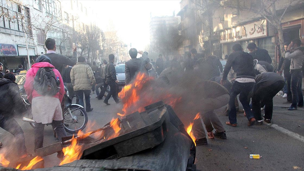 İran İnsan Hakları Aktivistleri Haber Ajansı: Gösterilerde ölenlerin sayısı 646’ya yükseldi