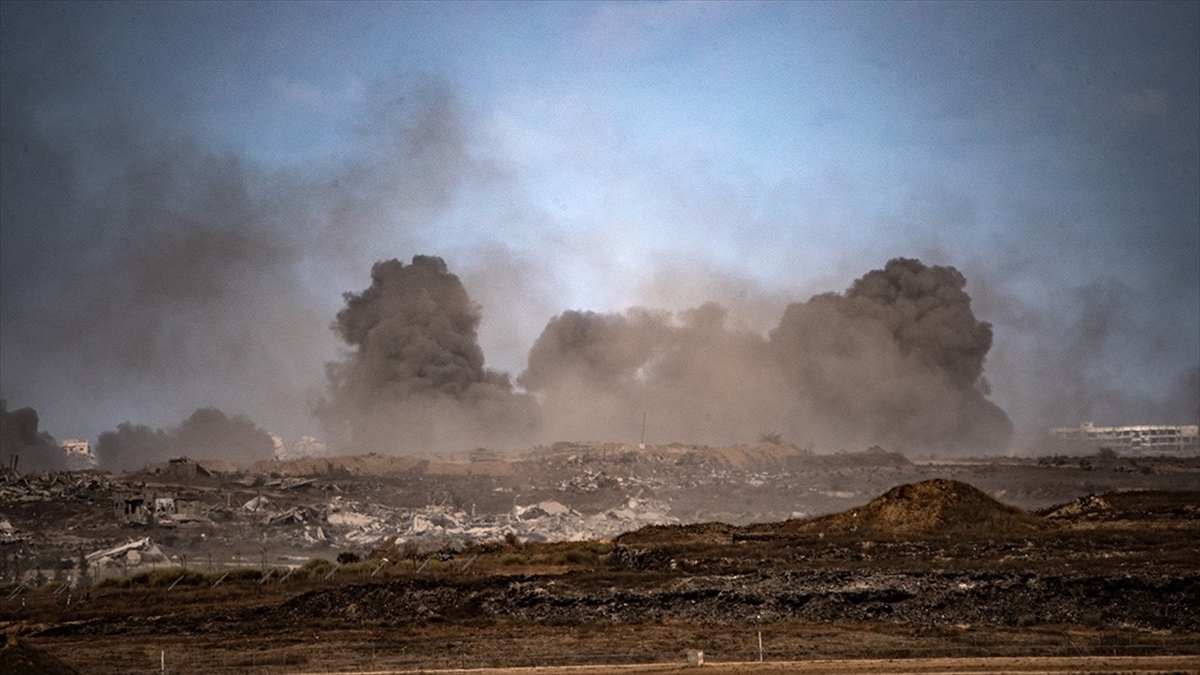İsrail, ateşkese rağmen Gazze Şeridi’ne saldırılarını sürdürdü