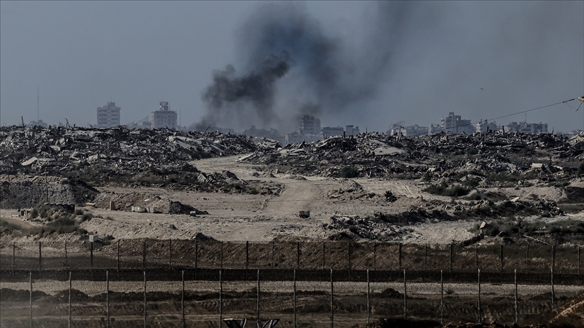 İsrail’in, Gazze’ye saldırılarında can kaybı 71 bin 386’ya yükseldi