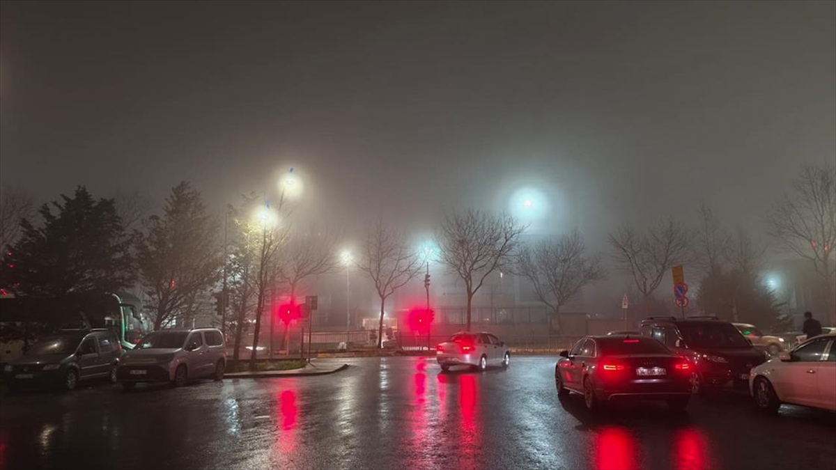 İstanbul’un bazı ilçelerinde sis etkili oluyor