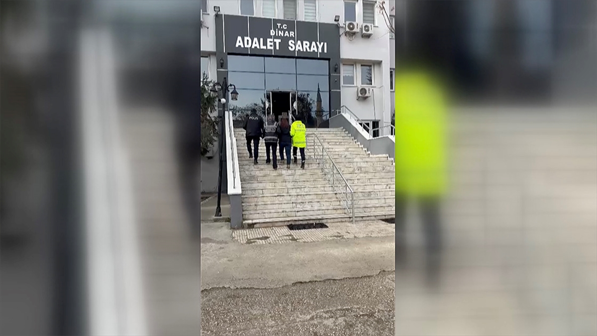 Kahramanmaraş’ta bebeğe şiddet uyguladığı gerekçesiyle yargılanan hemşire Afyonkarahisar’da teslim oldu Kahramanmaraş’ta bebeğe şiddet uyguladığı gerekçesiyle yargılanan hemşire Afyonkarahisar’da teslim oldu