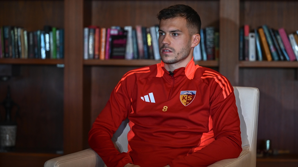 Kayserisporlu Laszlo Benes, Türkiye’de iz bırakmak istiyor Kayserisporlu Laszlo Benes, Türkiye’de iz bırakmak istiyor