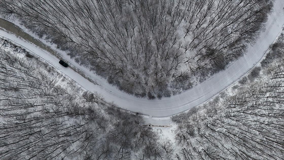 Kırklareli’nde karla kaplanan Istranca Ormanları havadan görüntülendi