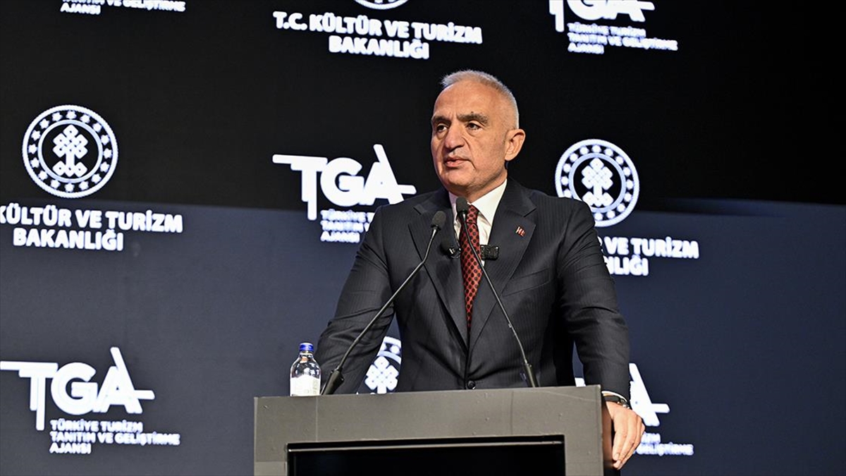 Kültür ve Turizm Bakanı Ersoy: Türkiye’nin 2026 yılı turizm geliri hedefi 68 milyar dolar Kültür ve Turizm Bakanı Ersoy: Türkiye’nin 2026 yılı turizm geliri hedefi 68 milyar dolar