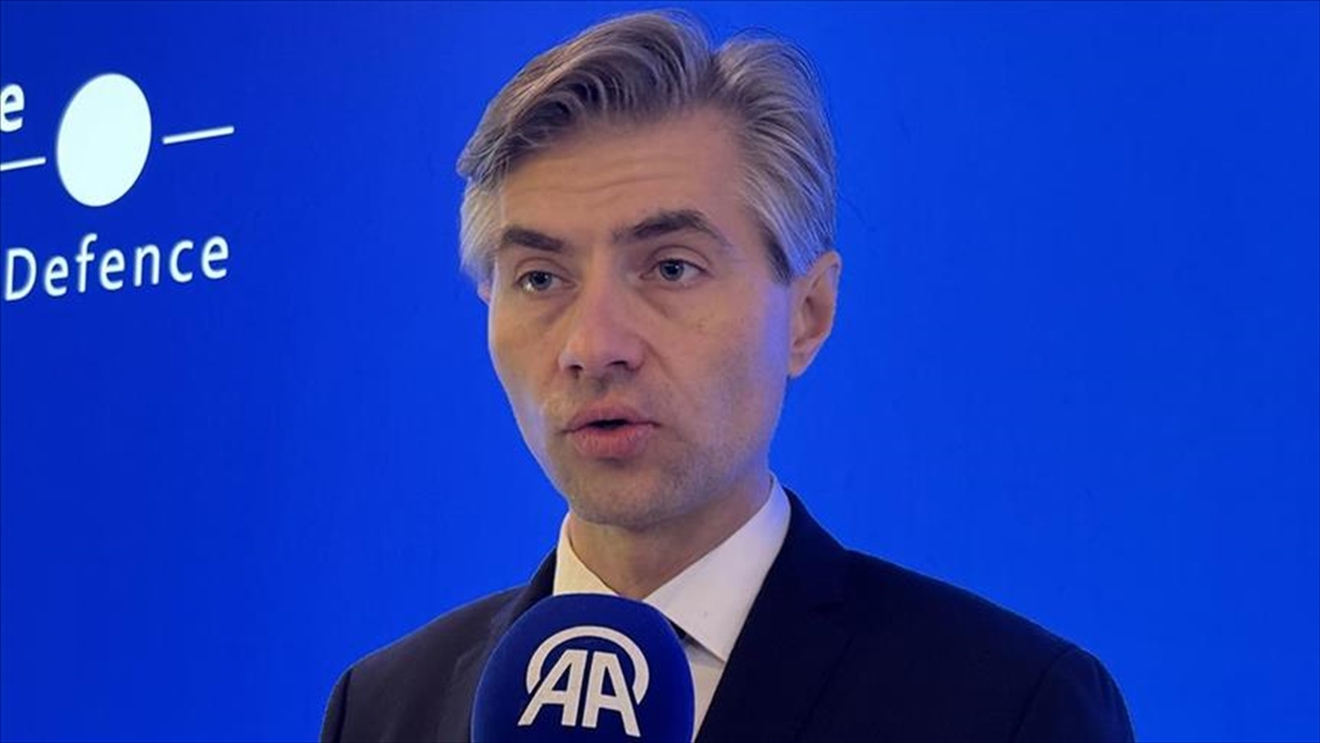 Litvanya Dışişleri Bakanı, Grönland’da askeri tatbikatlara katılmayı değerlendirmeleri gerektiğini söyledi