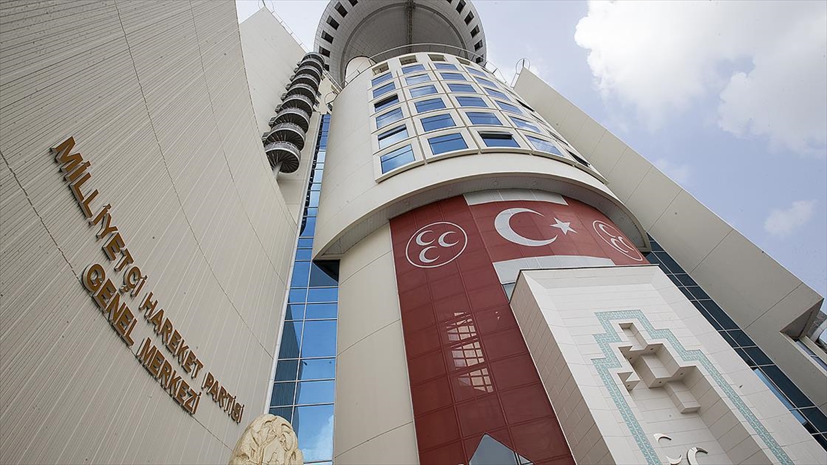 MHP’nin “Siyaset ve Liderlik Okulu”na 8 Mart’a kadar başvurulabilecek MHP’nin “Siyaset ve Liderlik Okulu”na 8 Mart’a kadar başvurulabilecek