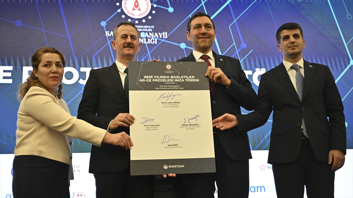 Savunma sanayisinde 14 yeni ARGE projesinin imza töreni yapıldı
