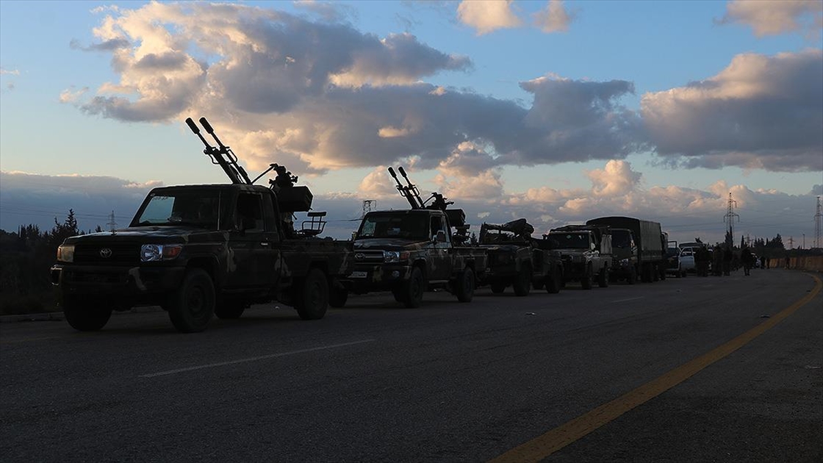 Suriye ordusu, terör örgütü YPG/SDG’nin işgalindeki Fırat Nehri’nin batısındaki sivillerin tahliyesi için koridor açacak