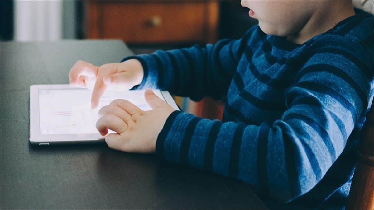 TBMM’de çocuklara internet ve sosyal medya hizmetinde sınırlandırma önerildi