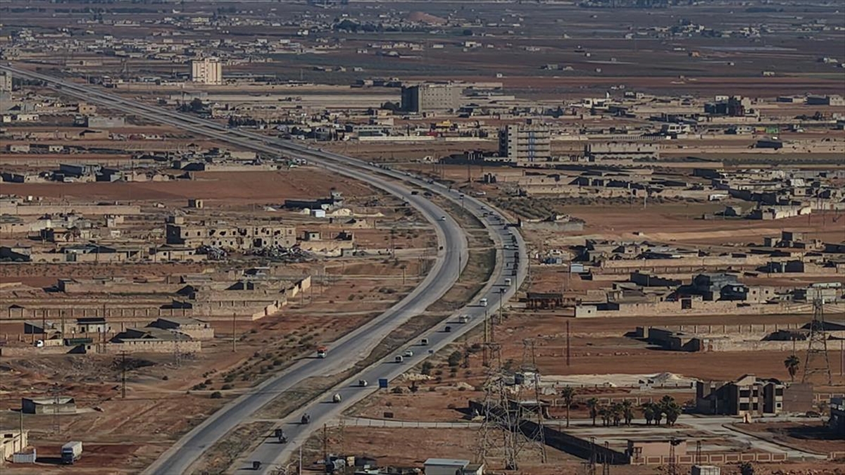 Terör örgütü YPG/SDG Deyr Hafir’den sivillerin çıkışını engelliyor