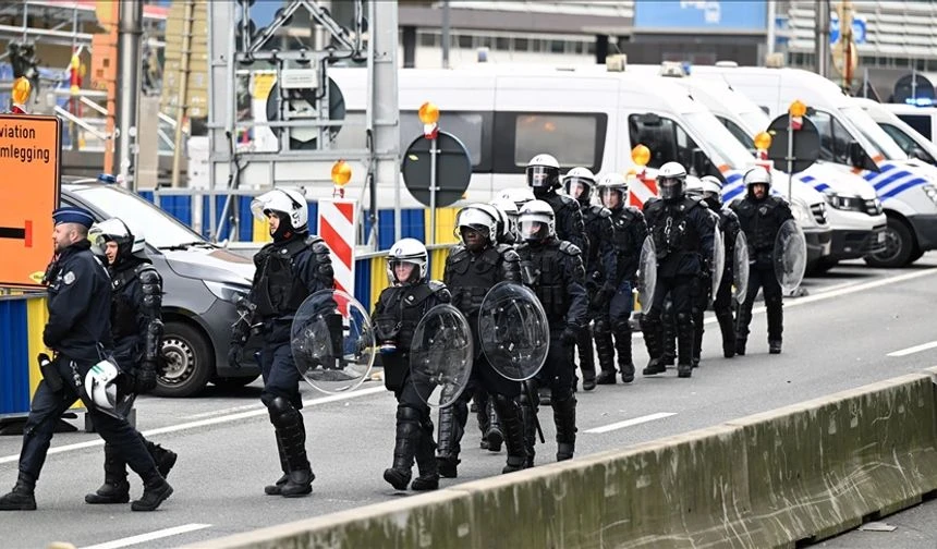 Terör örgütü PKK/YPG destekçileri Avrupa’da günlük yaşamı sabote ediyor…